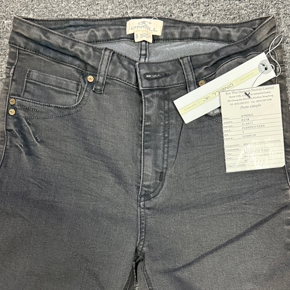O'Neill Women's Charcoal Skinny Jeans